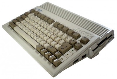 Console Commodore 600  - Commodore