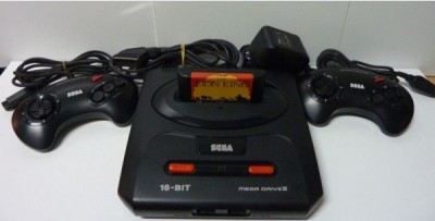 Console Megadrive II et Le Roi Lion - Megadrive