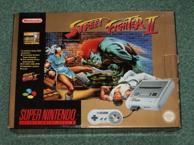 Console Super Nintendo Street Fighter 2 en boîte Or - Super Nintendo