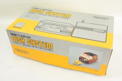 Famicom Disk System en boîte  - NES