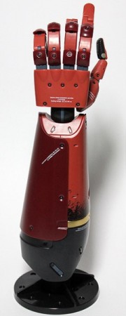 Réplique Bras Bionique de Snake - Metal Gear Solid 5: The Phantom Pain - Répliques