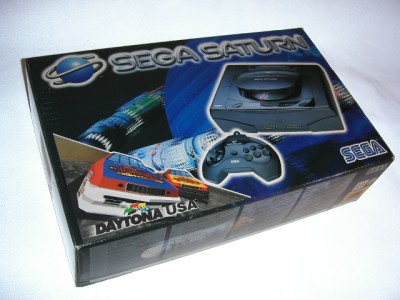 Console Sega Saturn et Daytona USA en boîte - Saturn
