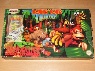 Console Super Nintendo et Donkey Kong Country en boîte - Super Nintendo